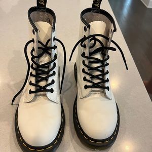 Lightly Used White Doc Marten’s 1460 Women’s Smooth Leather Lace Up Boots